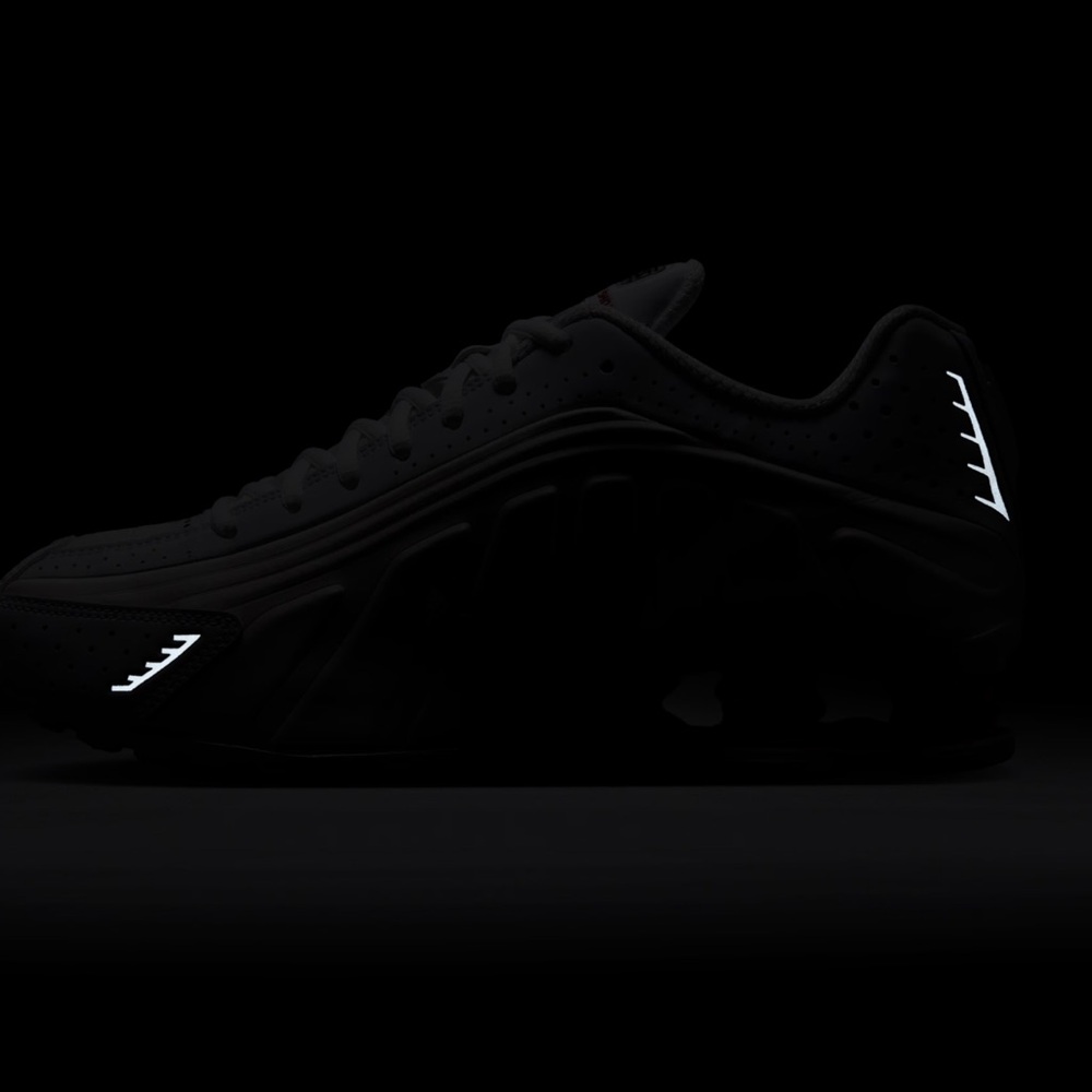 Nike Shox R4 - Picture 9 of 10